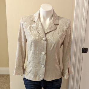 Vintage Jessica Howard light gold brocade blazer with ruffle sleeves. Size 6